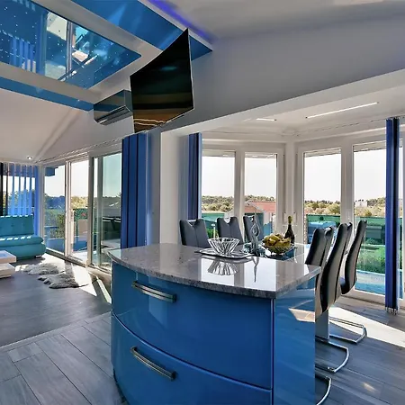 Family Friendly House With A Swimming Pool - 19597 Holiday home Fazana